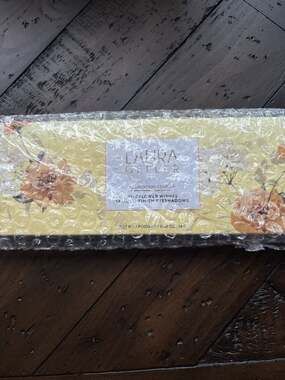 Laura Geller Wildflower Wishes 14 Multi-Finish Eyeshadow Palette